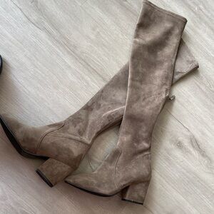 New Vero Cuoio Taupe Over Knee Suede Boots. Size fits 7.5. Thigh High